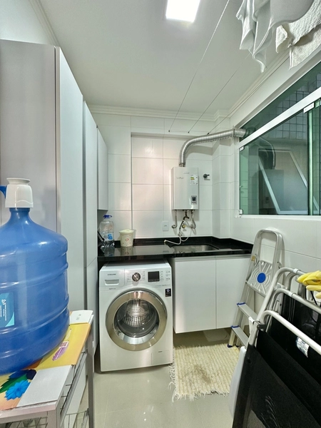 SACADA DE FRENTE JUNTO A PRAÇA LUIS BASSANI: 17ª foto da galeria de imagens do imóvel