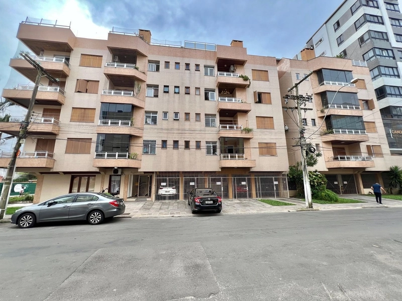 AMPLO APARTAMENTO COM TERRAÇO: 3ª foto da galeria de imagens do imóvel