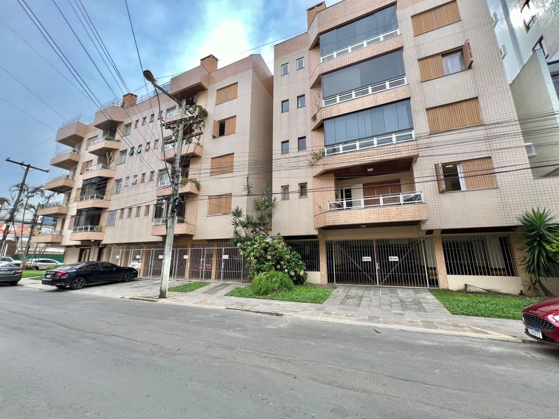 AMPLO APARTAMENTO COM TERRAÇO: 2ª foto da galeria de imagens do imóvel