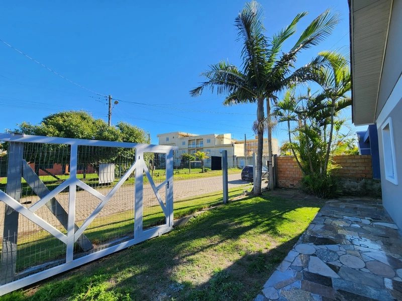 CASA A VENDA LADO MAR CAPAO DA CANOA: 2ª foto da galeria de imagens do imóvel