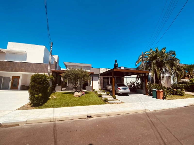 CASA LUXUOSA COM 03 SUÍTES!!!: 4ª foto da galeria de imagens do imóvel