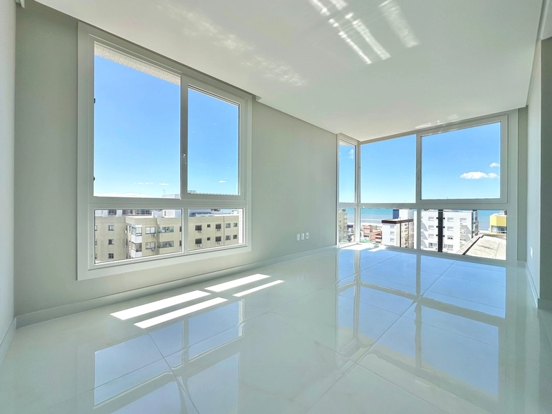 APARTAMENTO À VENDA LESTE/NORTE, LIBERADO, VISTA MAR!!!