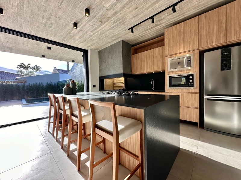 CASA À VENDA EM XANGRI-LÁ: 7ª foto da galeria de imagens do imóvel