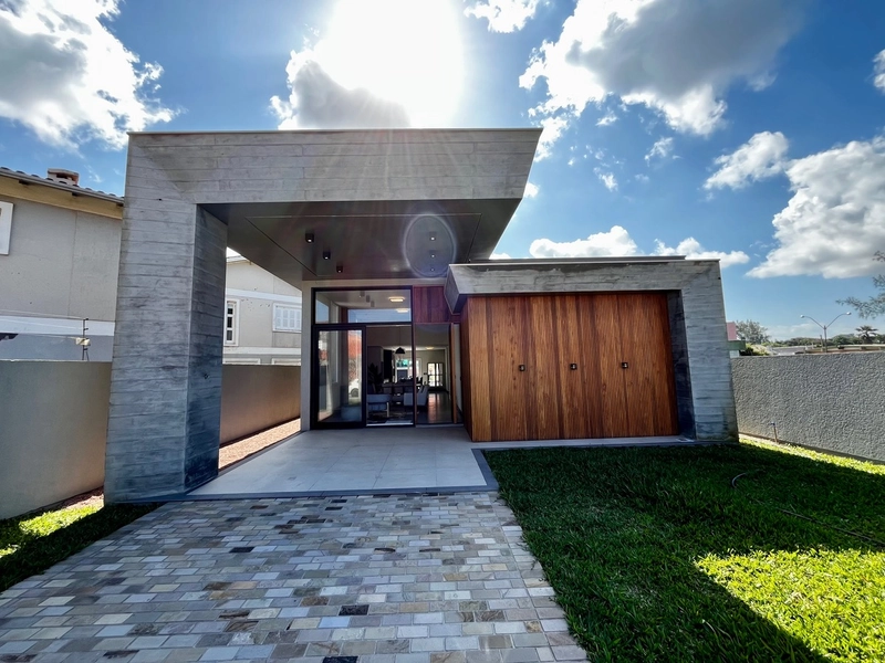 Casa nova a duas quadras do mar: 1ª foto da galeria de imagens do imóvel