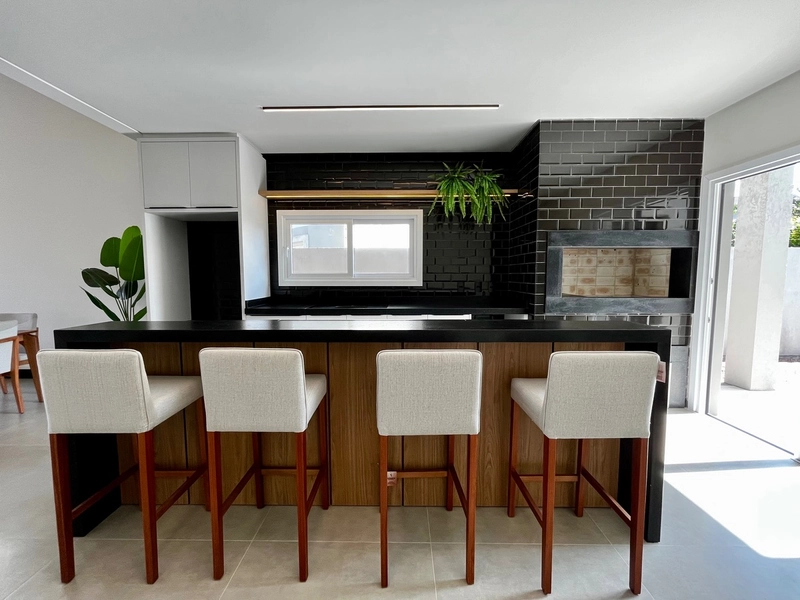 Casa nova a duas quadras do mar: 9ª foto da galeria de imagens do imóvel