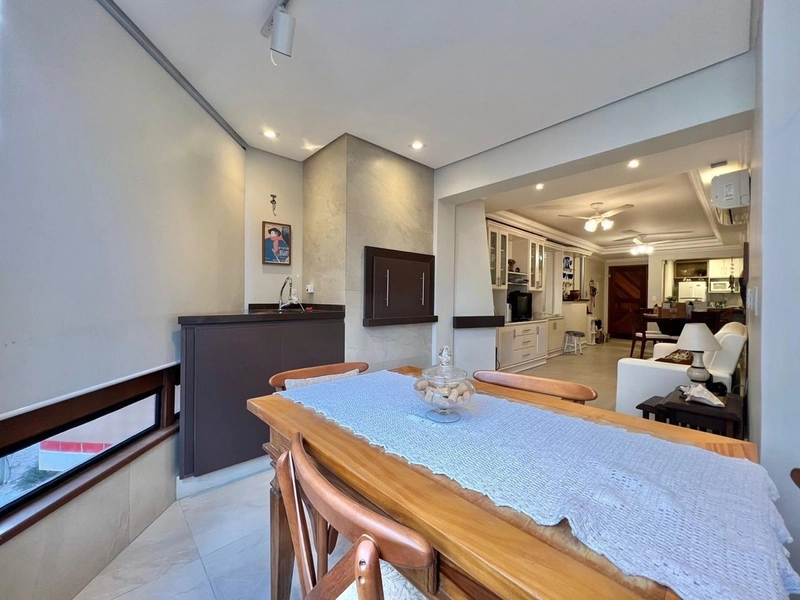 Amplo 2 dormitórios em uma localização privilegiada