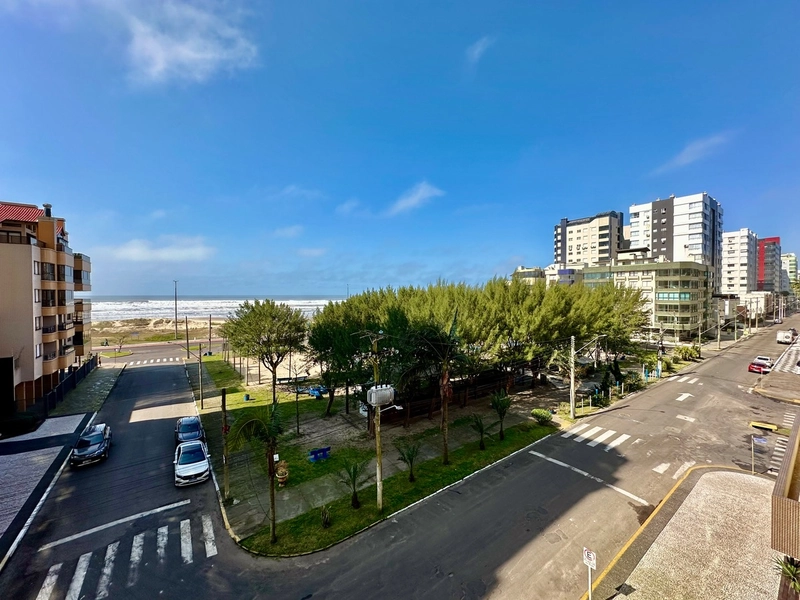 EM FRENTE A PRAÇA LUIS BASSANI COM UMA BELA VISTA ETERNA PARA O MAR!!: 9ª foto da galeria de imagens do imóvel