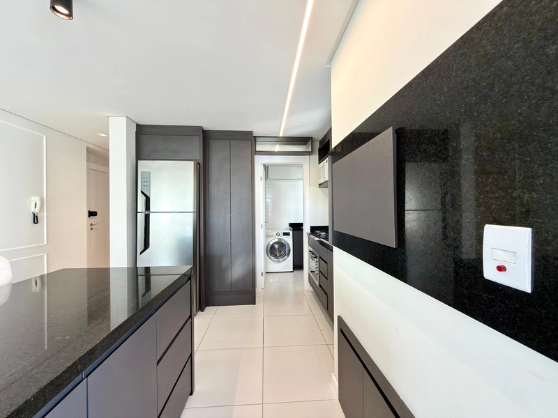 APARTAMENTO À VENDA FRENTE A PRAÇA E VISTA PRO MAR: 17ª foto da galeria de imagens do imóvel