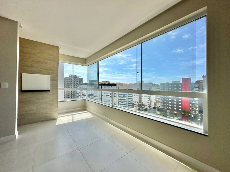 Apartamento de alto padrão no bairro Navegantes