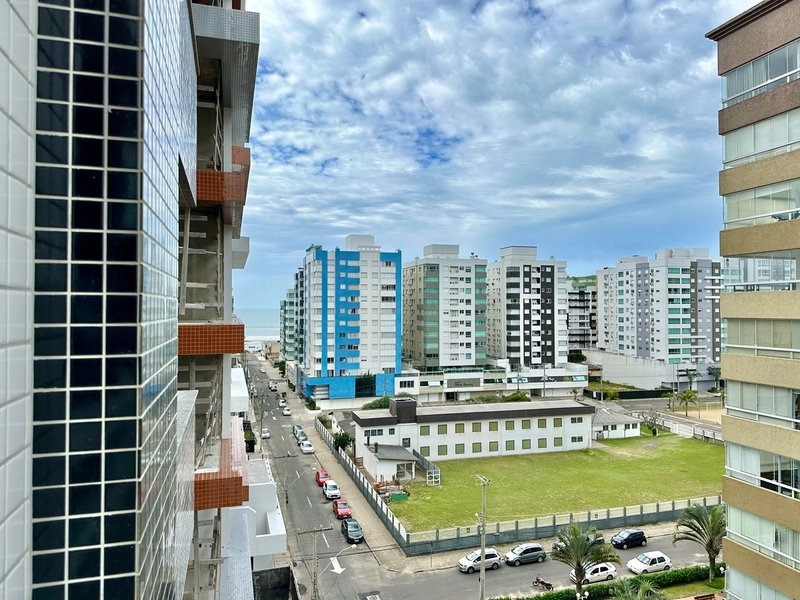 DECORADO JUNTO A PRAÇA COM PISCINA: 16ª foto da galeria de imagens do imóvel