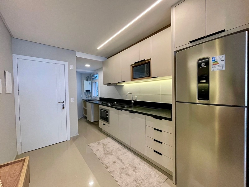 Amplo 2 dormitórios totalmente mobiliado e decorado: 7ª foto da galeria de imagens do imóvel