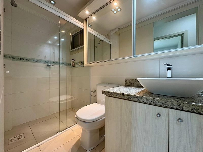 AMPLO 3 DORMITÓRIOS FRENTE PRAÇA: 33ª foto da galeria de imagens do imóvel