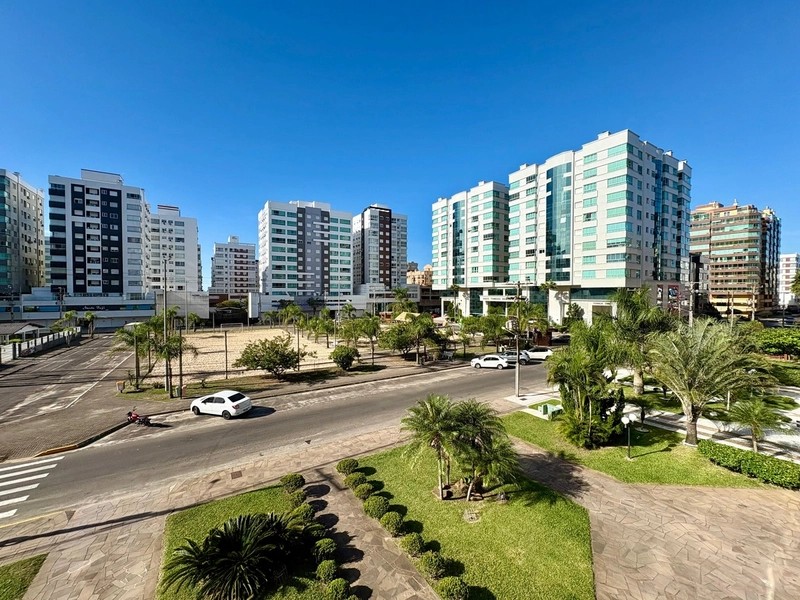 AMPLO 3 DORMITÓRIOS FRENTE PRAÇA: 23ª foto da galeria de imagens do imóvel