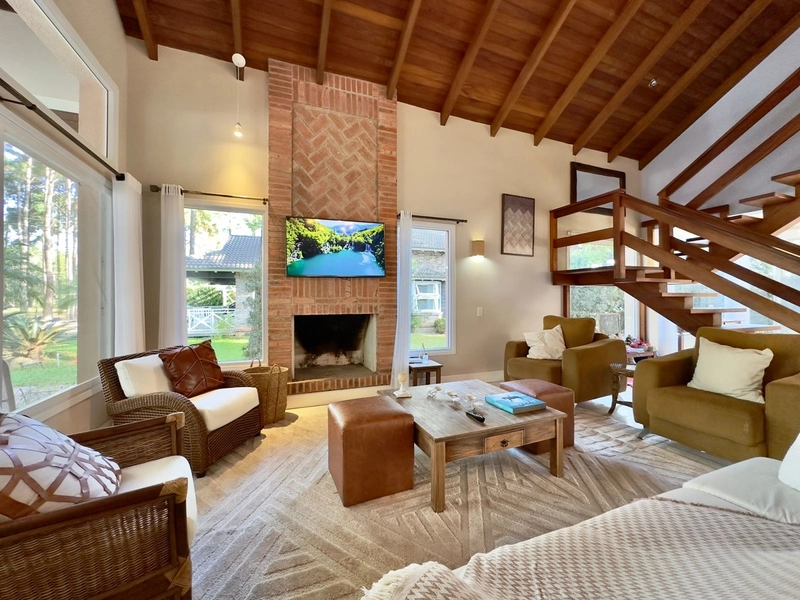 OPORTUNIDADE EM CONDOMINIO FECHADO: 3ª foto da galeria de imagens do imóvel