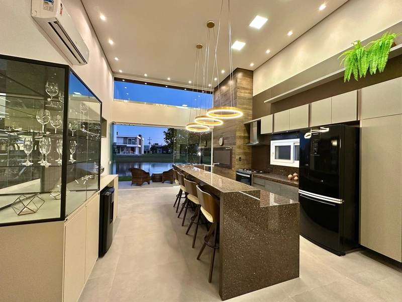 CAPÃO ILHAS RESORT CASA BEIRA LAGO À VENDA: 10ª foto da galeria de imagens do imóvel