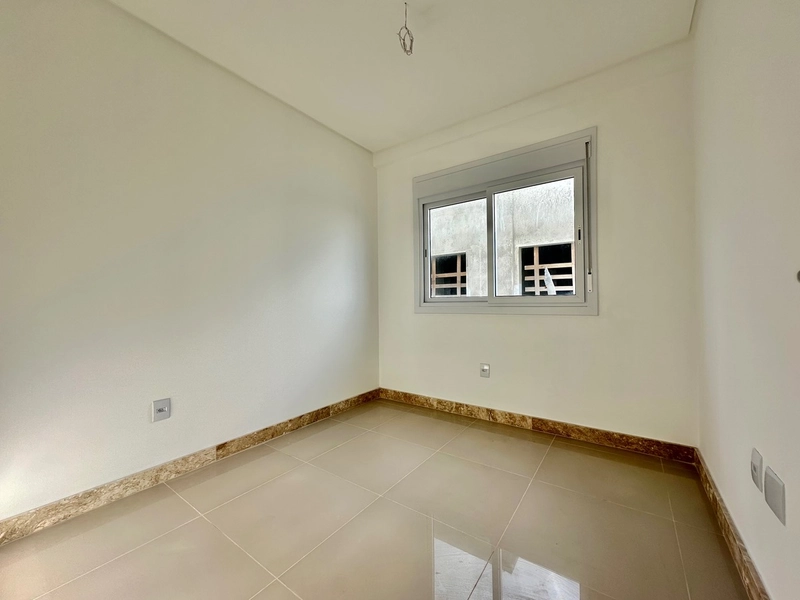 JUNTO A PRAÇA FLAVIO BOIANOVISK COM INFRAESTRUTURA: 10ª foto da galeria de imagens do imóvel