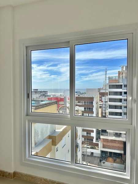 JUNTO A PRAÇA FLAVIO BOIANOVISK COM INFRAESTRUTURA: 4ª foto da galeria de imagens do imóvel