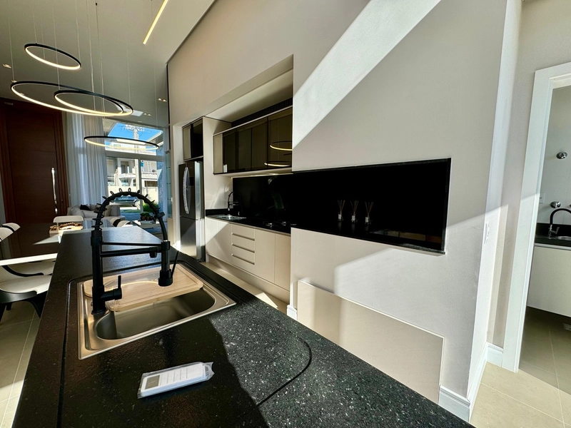 CASA TERREA FINAMENTO MOBILIADA E DECORADA: 11ª foto da galeria de imagens do imóvel