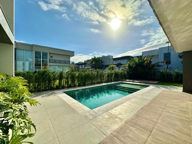 CASA DE LUXO EM CONDOMINIO: 14ª foto da galeria de imagens do imóvel