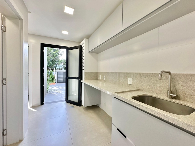 CASA DE LUXO EM CONDOMINIO: 18ª foto da galeria de imagens do imóvel