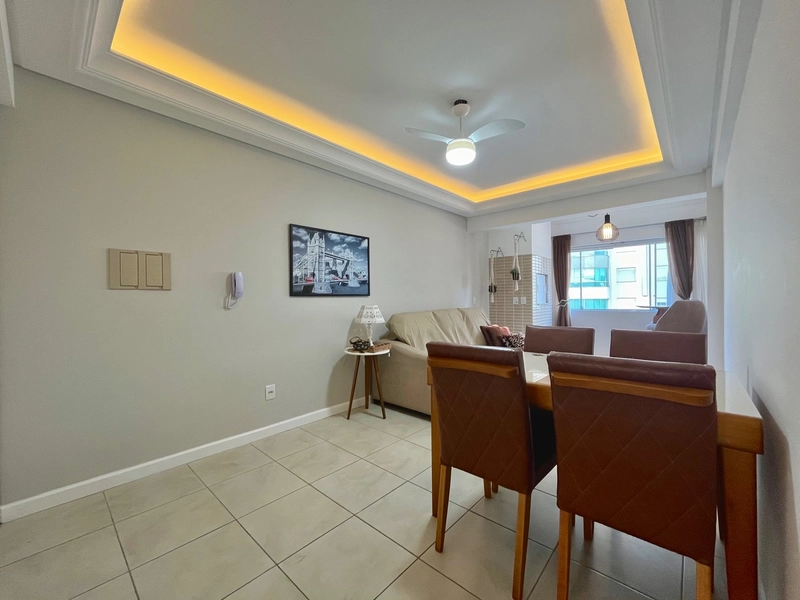 Apartamento de frente com churrasqueira na sacada no bairro Navegantes: 2ª foto da galeria de imagens do imóvel