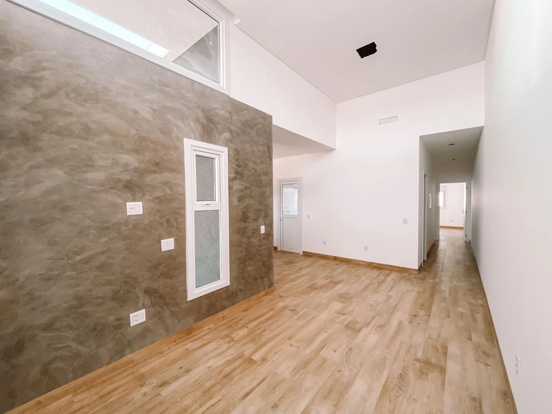 LIINDA CASA FORA DE CONDOMINIO: 2ª foto da galeria de imagens do imóvel