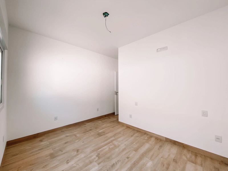 LIINDA CASA FORA DE CONDOMINIO: 12ª foto da galeria de imagens do imóvel