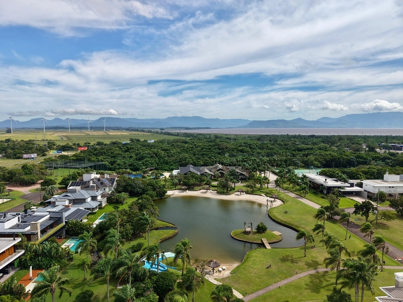 CONDOMÍNIO BOSQUES DE ATLÂNTIDA SOBRADO BEIRA LAGO  À VENDA!!!: 61ª foto da galeria de imagens do imóvel