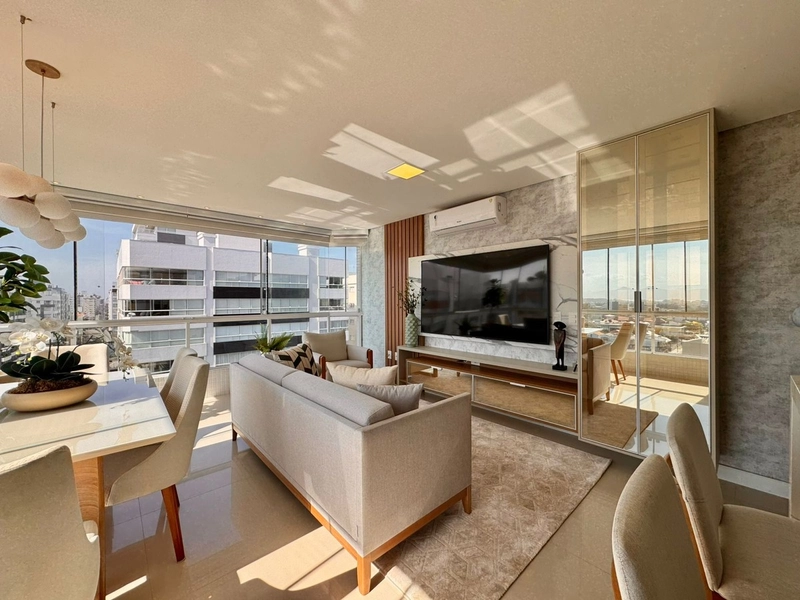 APARTAMENTO DE FRENTE PARA AV UBIRAJARA COM VISTA PARA O MAR !!!: 4ª foto da galeria de imagens do imóvel