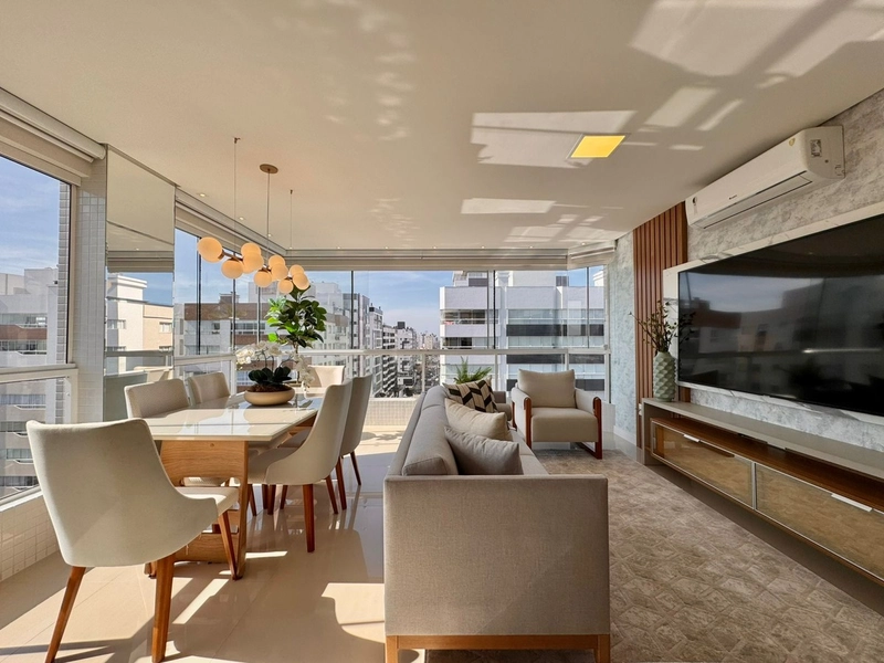 APARTAMENTO DE FRENTE PARA AV UBIRAJARA COM VISTA PARA O MAR !!!: 3ª foto da galeria de imagens do imóvel