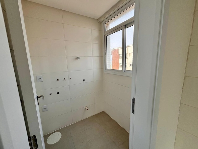 Apartamento novo a venda a 1 quadra da praia!: 2ª foto da galeria de imagens do imóvel