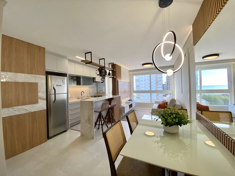 BELISSIMO APARTAMENTO COM VISTA PRO MAR