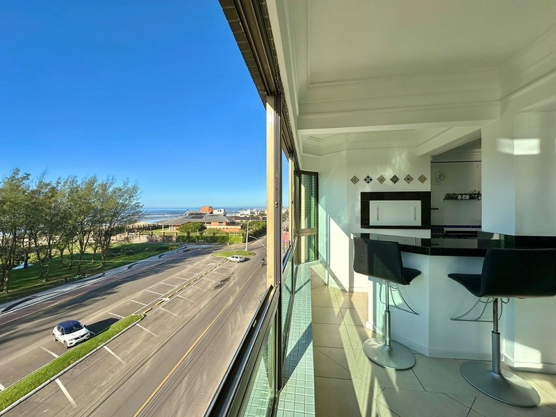 APARTAMENTO À VENDA DE FRENTE PARA PRAÇA  PÉ NA AREIA: 1ª foto da galeria de imagens do imóvel