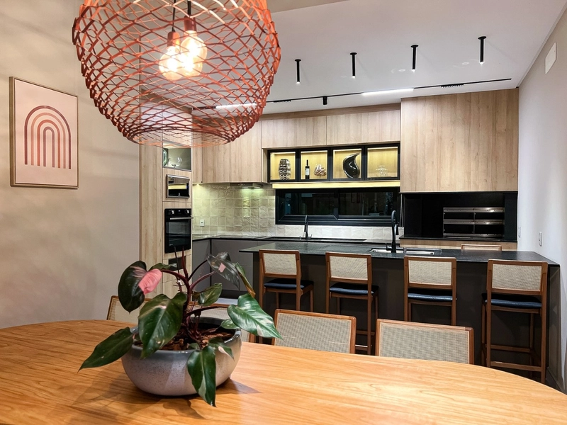 SOBRADO FINAMENTE MOBILIADO E DECORADO NO CONDOMINIO MAIS DESEJADO DO: 36ª foto da galeria de imagens do imóvel
