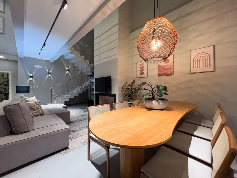 SOBRADO FINAMENTE MOBILIADO E DECORADO NO CONDOMINIO MAIS DESEJADO DO: 29ª foto da galeria de imagens do imóvel