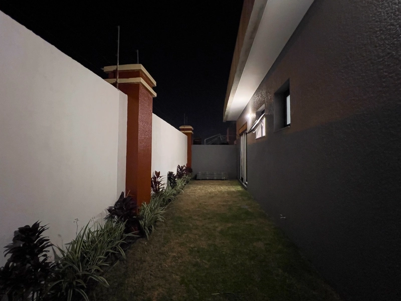 SOBRADO FINAMENTE MOBILIADO E DECORADO NO CONDOMINIO MAIS DESEJADO DO: 64ª foto da galeria de imagens do imóvel