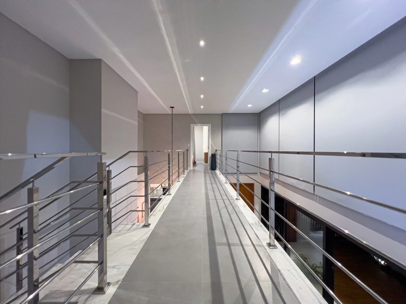 SOBRADO FINAMENTE MOBILIADO E DECORADO NO CONDOMINIO MAIS DESEJADO DO: 56ª foto da galeria de imagens do imóvel