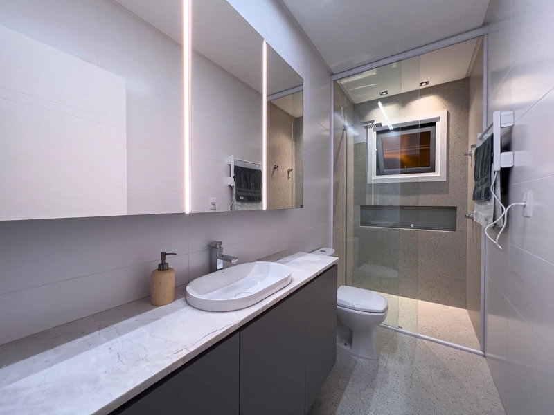 SOBRADO FINAMENTE MOBILIADO E DECORADO NO CONDOMINIO MAIS DESEJADO DO: 44ª foto da galeria de imagens do imóvel