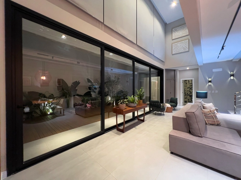 SOBRADO FINAMENTE MOBILIADO E DECORADO NO CONDOMINIO MAIS DESEJADO DO: 38ª foto da galeria de imagens do imóvel