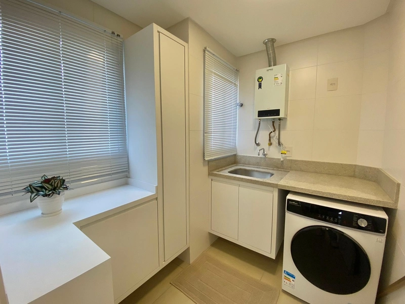 APARTAMENTO FINAMENTE MOBILIADO E DECORADO: 10ª foto da galeria de imagens do imóvel