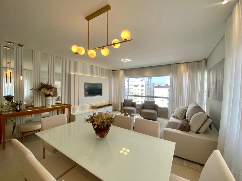 APARTAMENTO FINAMENTE MOBILIADO E DECORADO: 3ª foto da galeria de imagens do imóvel