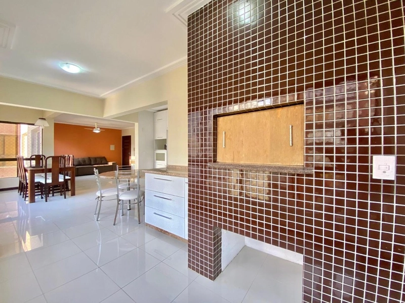 A UMA QUADRA DO MAR NO CENTRO E COM INFRA COMPLETA!: 10ª foto da galeria de imagens do imóvel