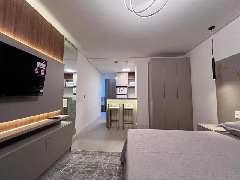 LOFT MOBILIADO EM PREDIO NOVO