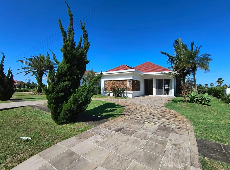 Excelente casa térrea com quase mil metros de terreno: 1ª foto da galeria de imagens do imóvel