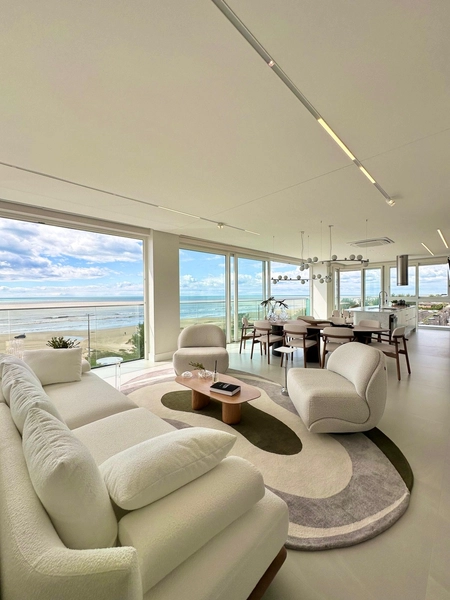 APARTAMENTO COM VISTA FANTÁSTICA PARA O MAR: 2ª foto da galeria de imagens do imóvel