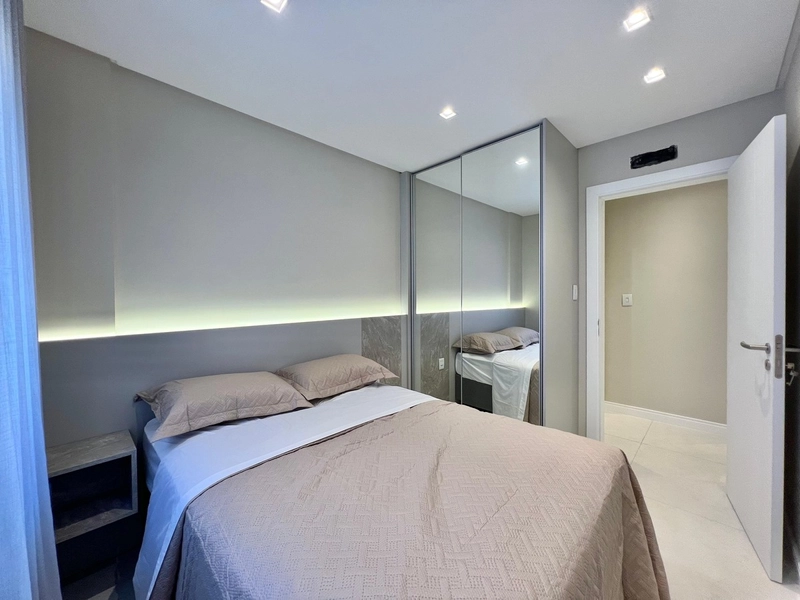 APARTAMENTO DE FRENTE NO CENTRO DA CIDADE: 20ª foto da galeria de imagens do imóvel