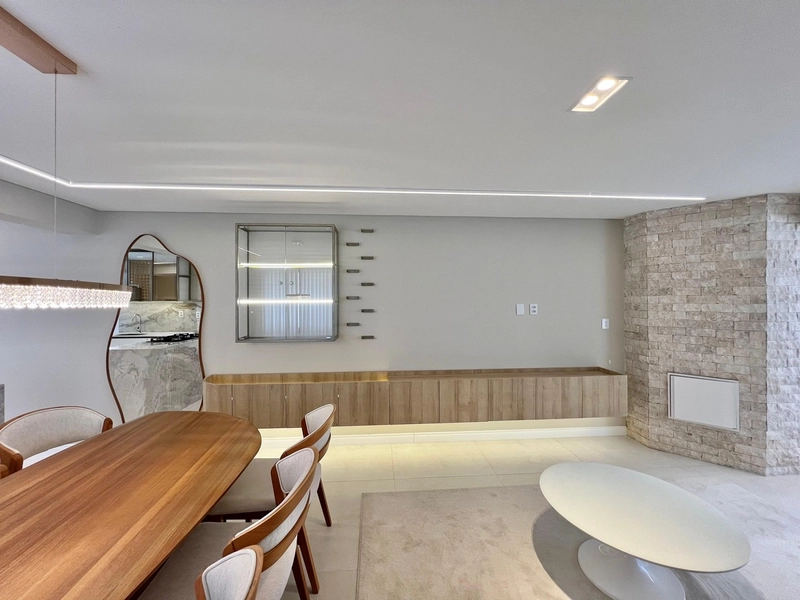 APARTAMENTO DE FRENTE NO CENTRO DA CIDADE: 8ª foto da galeria de imagens do imóvel