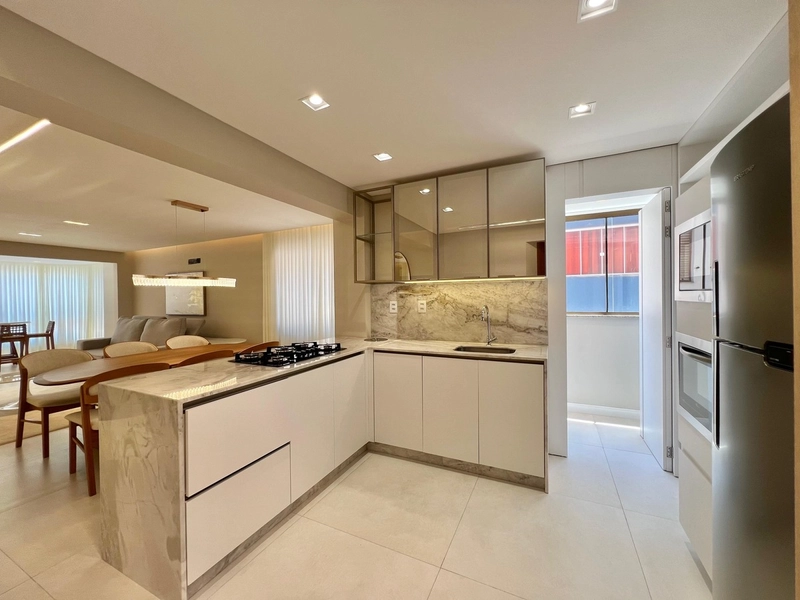 APARTAMENTO DE FRENTE NO CENTRO DA CIDADE: 12ª foto da galeria de imagens do imóvel