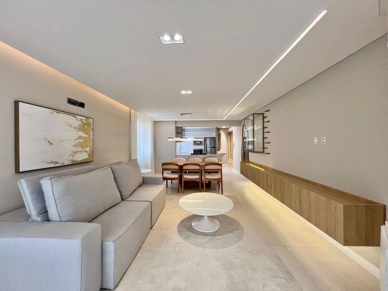 APARTAMENTO DE FRENTE NO CENTRO DA CIDADE: 2ª foto da galeria de imagens do imóvel