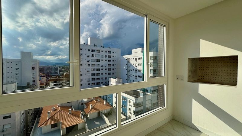 Apartamento à venda de frente no Centro: 3ª foto da galeria de imagens do imóvel